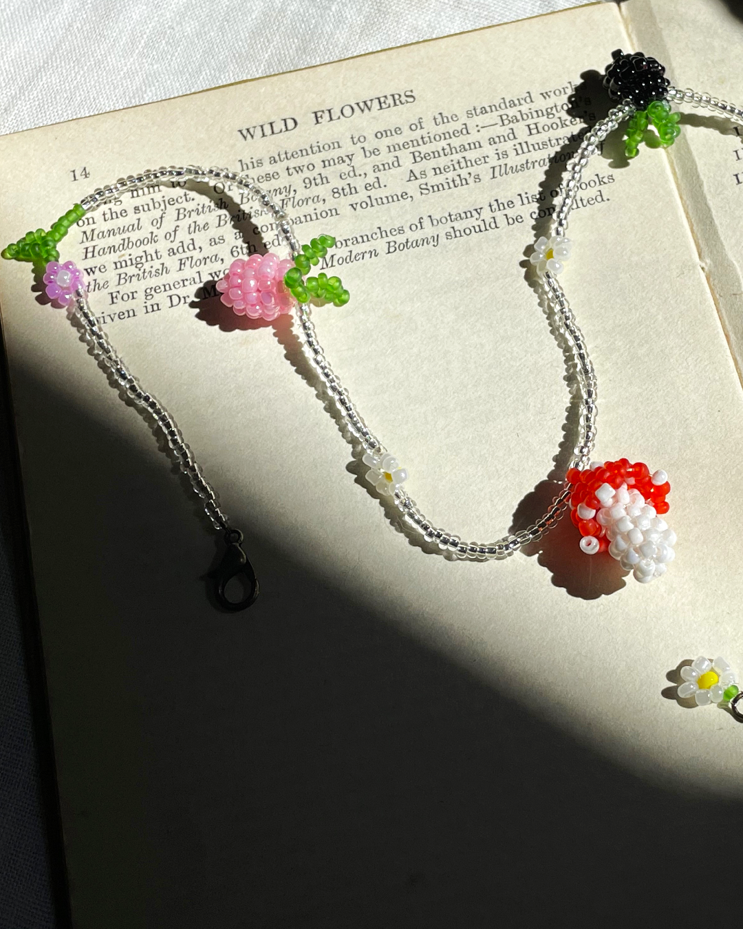 Mushroom beaded necklace with berries and daisy flowers