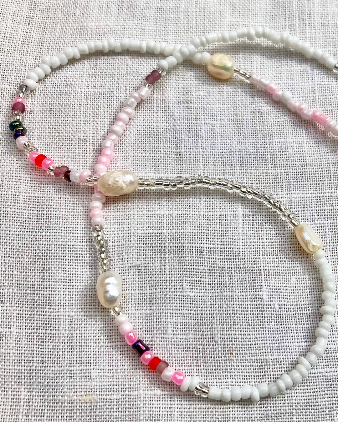 Beaded choker with fresh water pearls