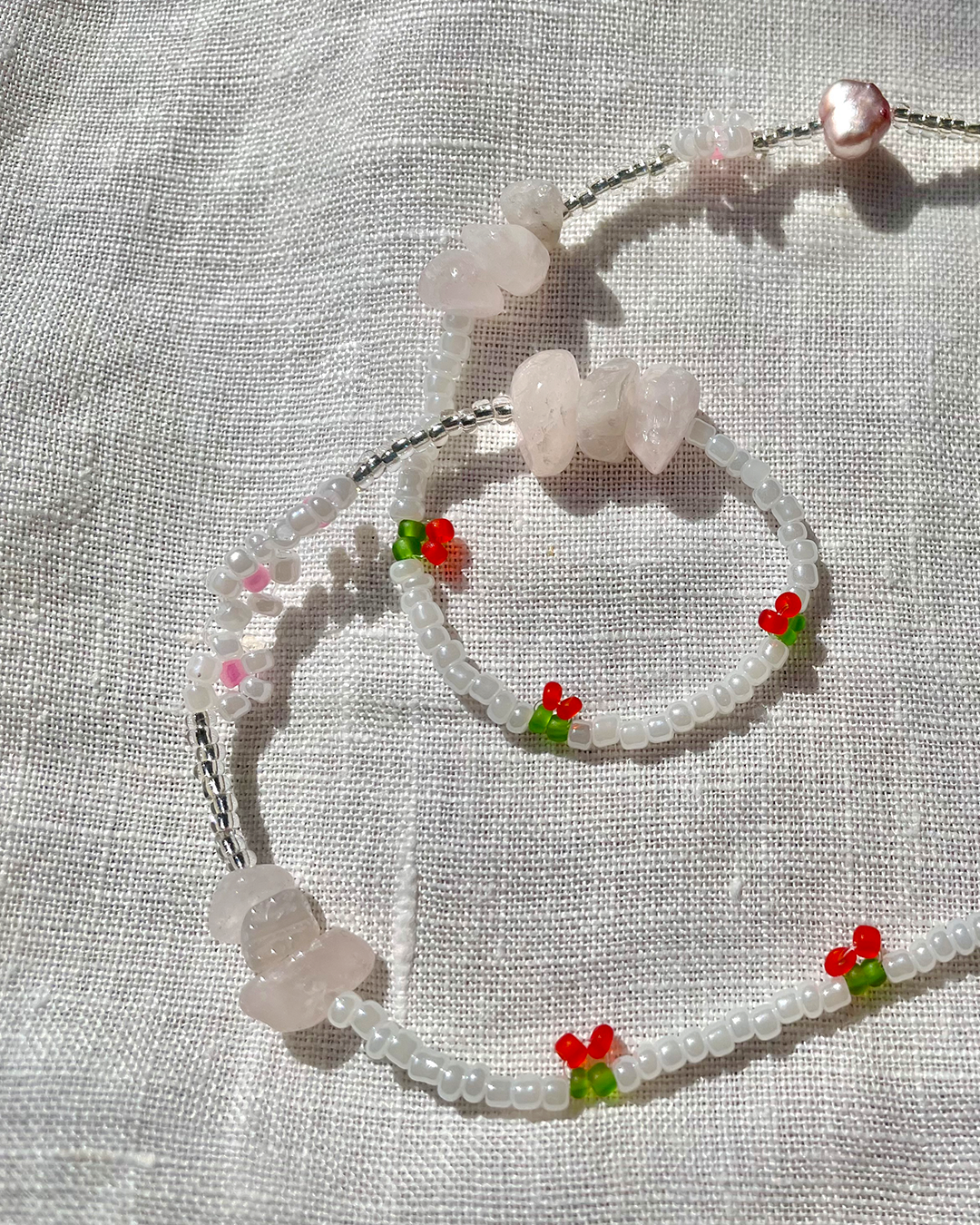 Silver cherry choker with pearls and rose quartz beads